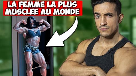 tukif gros clito|La brune musclé au gros clitoris se déhanche .